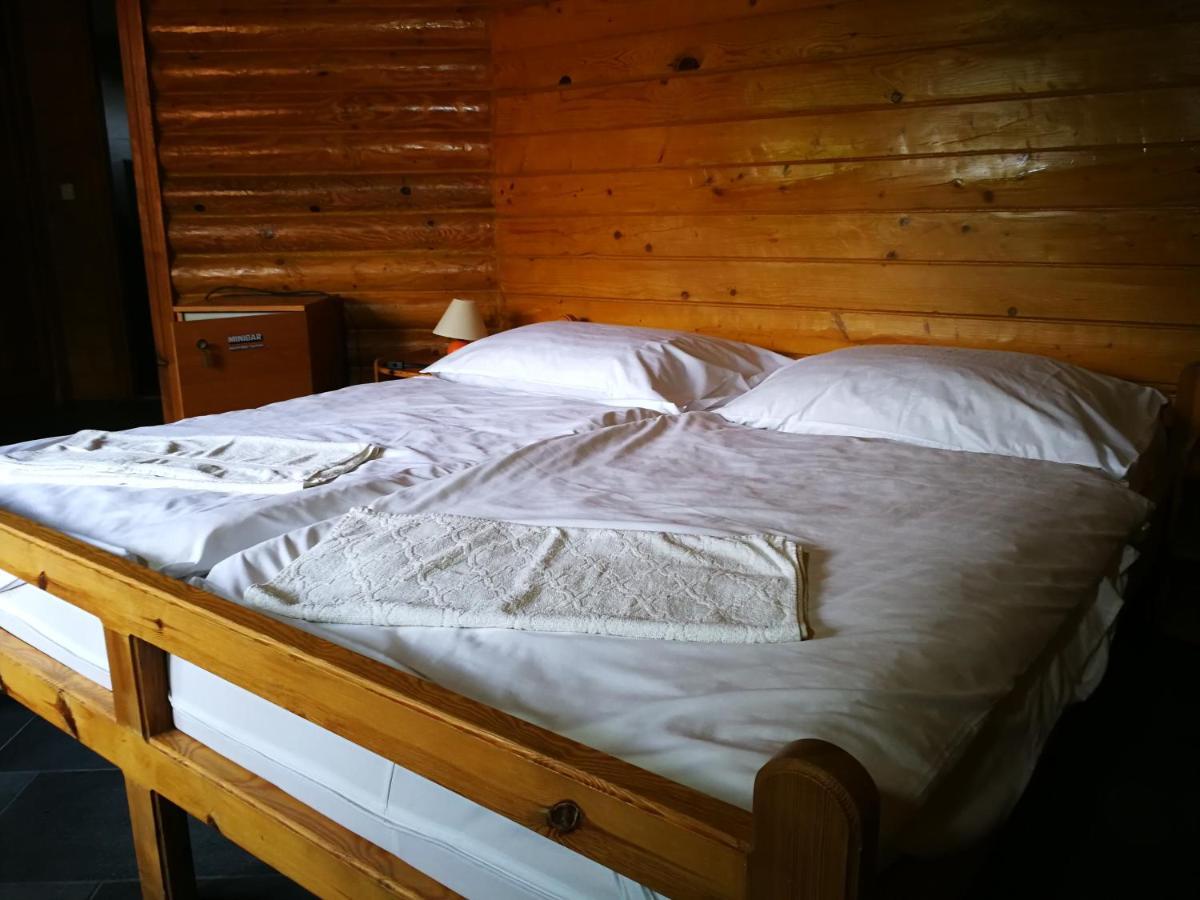 Tornyos Panzio Es Etterem Otel Matrafured Dış mekan fotoğraf